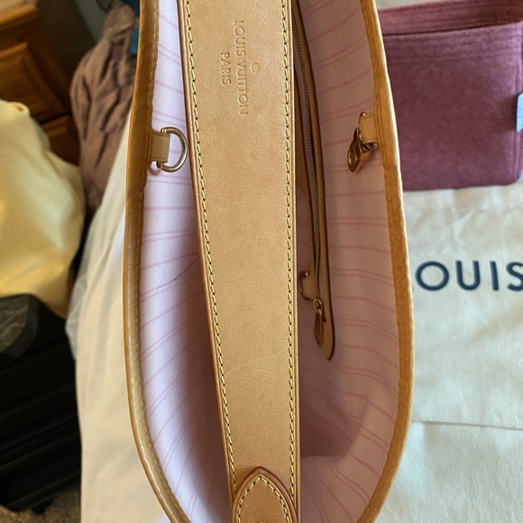 Sold ❣️❣️❣️Louis Vuitton Delightful MM Azur 🌸🌸pretty! - Picture 7 of 16